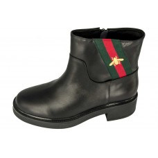 Женские кожаные сапоги Gucci черные