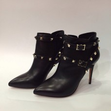 Женские осенние кожаные ботильоны Valentino Rockstud Black