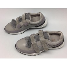 Женские осенние кожаные кроссовки Brunello Cucinelli бежевые с отделкой из меха с липучками