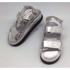 Женские брендовые кожаные сандалии Chanel Cruise Silver