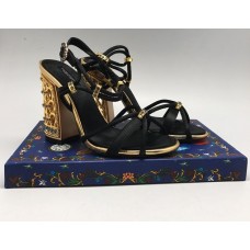 Босоножки Dolce&Gabbana черные с золотым каблуком
