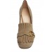 Эксклюзивная брендовая модель Женские замшевые туфли Gucci Marmont бежевые с пряжкой