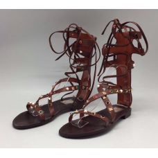 Женские кожаные высокие сандалии Valentino Garavani Rockstud