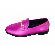 Женские кожаные лоферы Gucci фиолетовые