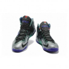 Баскетбольные кроссовки Nike Zoom LeBron XI со скидкой