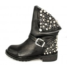 Женские осенние брендовые сапоги Chanel Cruise Black с клепками