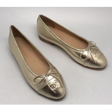 Женские кожаные  брендовые  балетки Chanel Cruise золотые