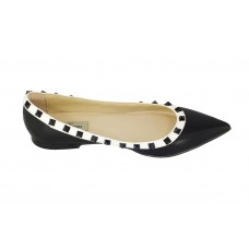 Женские кожаные балетки Valentino Garavani черные с белым