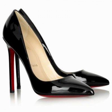 Эксклюзивная брендовая модель Женские лакированные черные туфли Christian Louboutin Pigalle Black