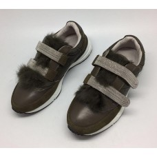 Женские осенние кожаные кроссовки Brunello Cucinelli коричневые с отделкой из меха с липучками