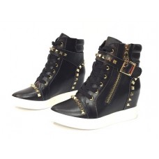 Женские кожаные осенние ботинки на танкетке Valentino