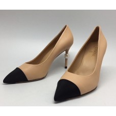 Женские брендовые кожаные туфли Chanel Beige/Black