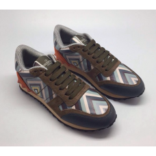 Женские кожаные кроссовки Valentino Garavani Rockstud цветные