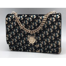 Женская кожаная сумка Christian Dior черная с бежевым